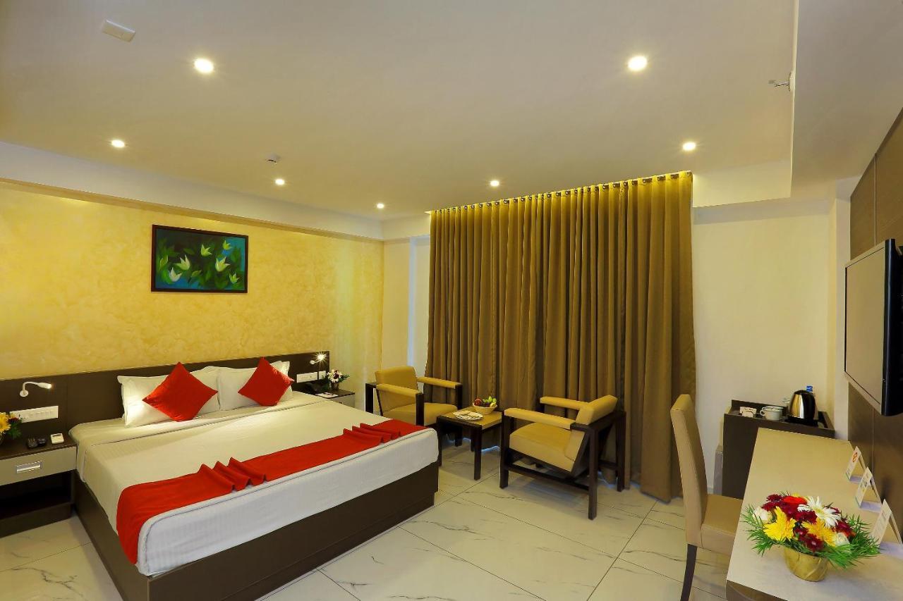 Hotel Renai Sreekrishna Guruvāyūr Exterior foto